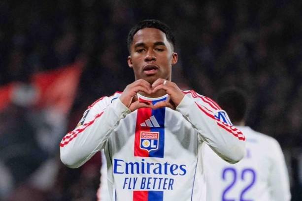 开云最新网站-恩德里克成为五大联赛最年轻的巴西籍戴帽球员，超越罗纳尔多