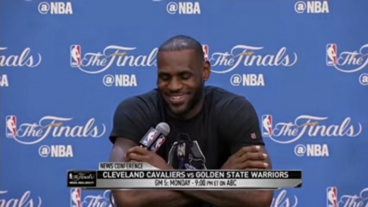 开云入口平台-詹姆斯：克莱在16总决赛G5赛前的言论激励了我 我对此一笑置之